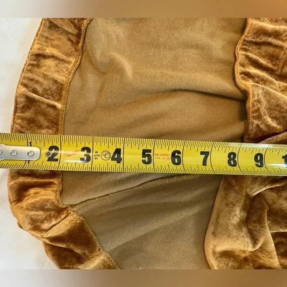 Blue Fish Vintage Golden Velvet Coat - Picture 13 of 16